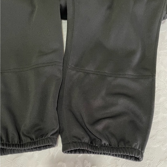 Rip-It women’s size X-Large black 4 way stretch material softball pants. - Picture 3 of 6